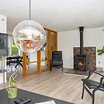 4 Star In Juelsminde Nyaraló Sønderby