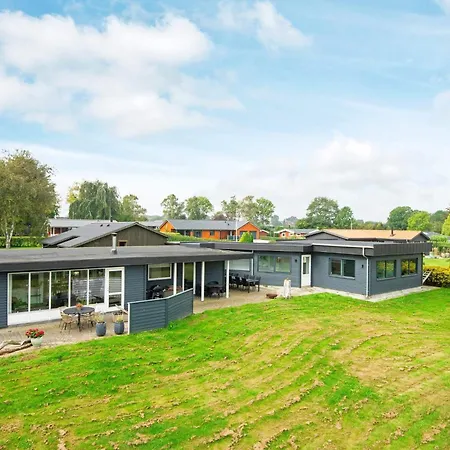 Holiday home 4 Star In Juelsminde