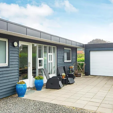 4 Star In Juelsminde * Sonderby (Midtjylland)